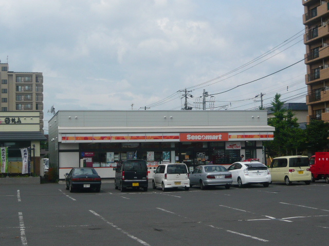 Convenience store. Seicomart North Article 38 store up to (convenience store) 20m