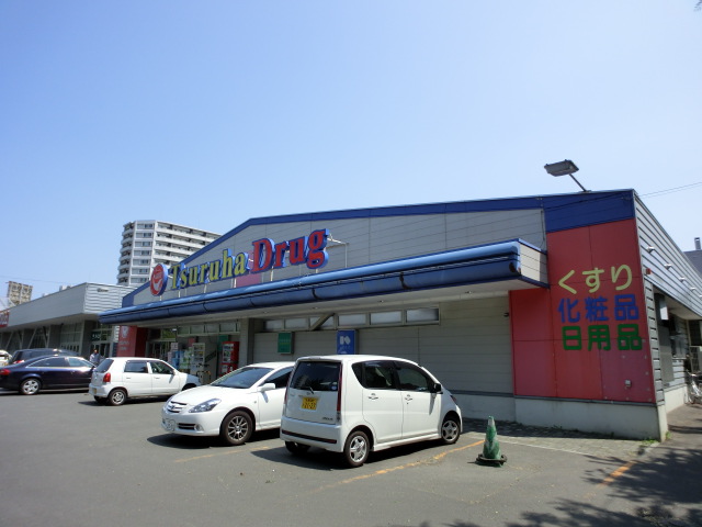 Dorakkusutoa. Tsuruha drag north Article 26 shop 335m until (drugstore)