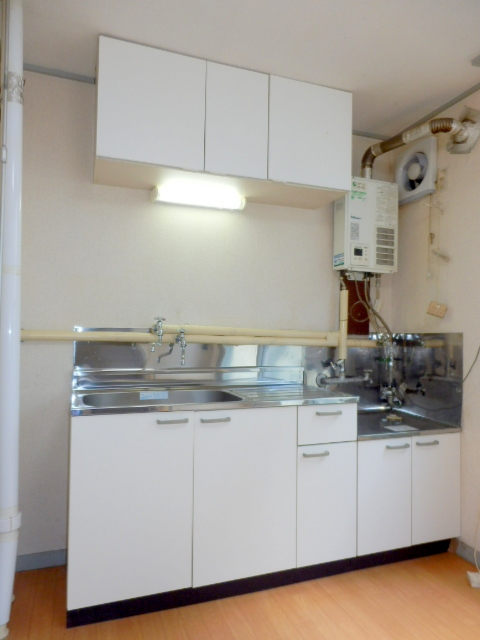 Kitchen. It is beautifully cleaning being completed