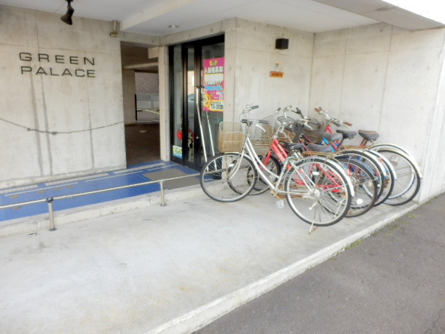 Other common areas. With bicycle parking on site