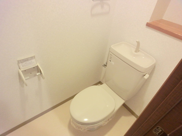 Toilet.  ※ Photos will be 2, Room type. 