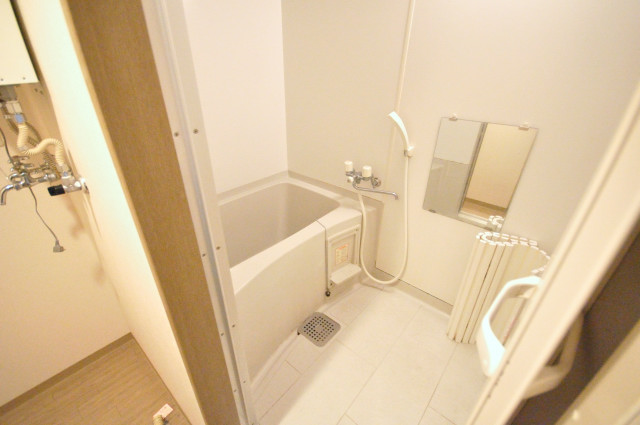 Bath. A large bathroom (^ ◇ ^)