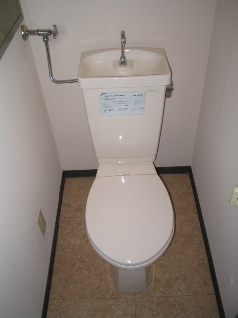 Toilet. cleaning ・ Pre-disinfection