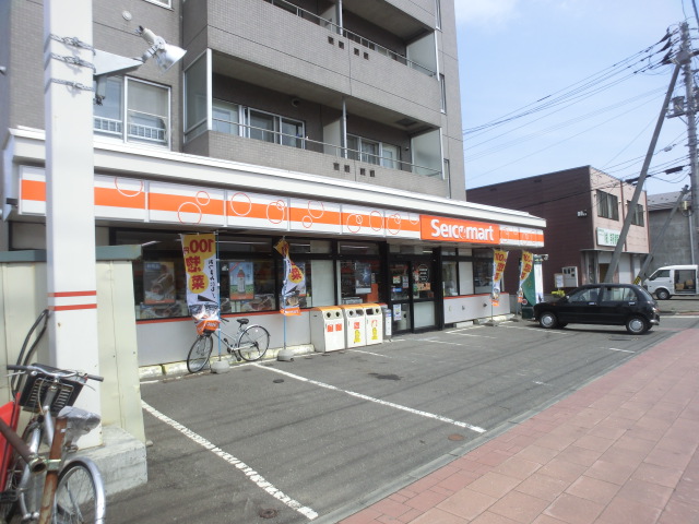 Convenience store. Seicomart North Article 42 store up to (convenience store) 366m