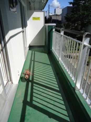 Balcony. Local (September 2013) Shooting