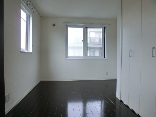 Other room space. Same property 203, Room photo