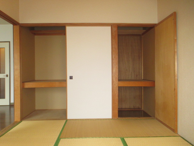 Other room space