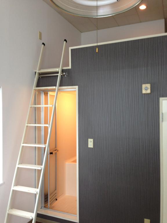 Other room space