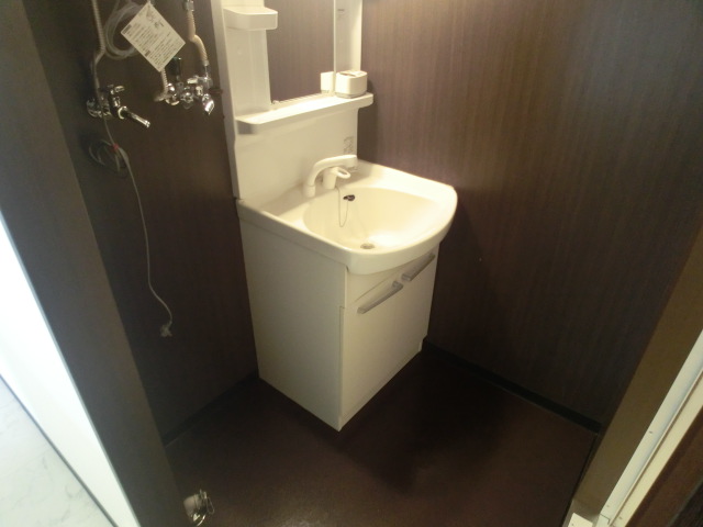 Washroom. Big Shandore ☆ 