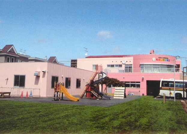 kindergarten ・ Nursery. Sapporo Aitama kindergarten (kindergarten ・ 351m to the nursery)