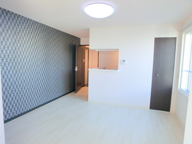 Living and room. ※ Same construction Property