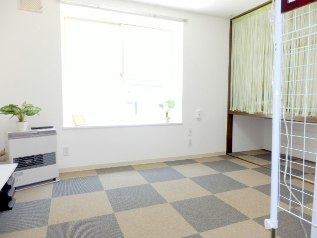 Living and room. Good is per yang