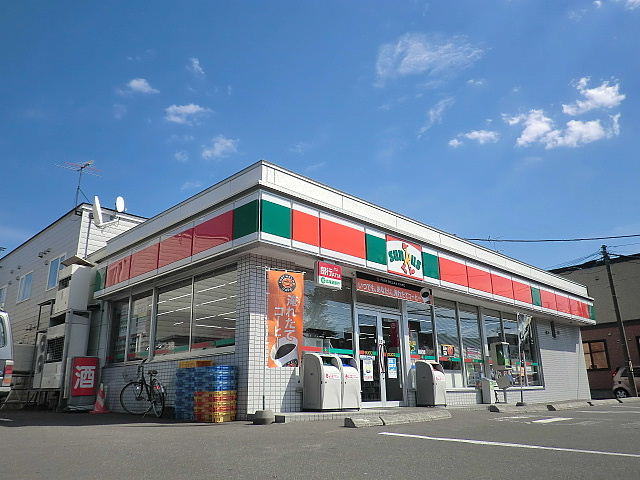 Convenience store. Thanks to the North 20 Johigashiten (convenience store) 189m