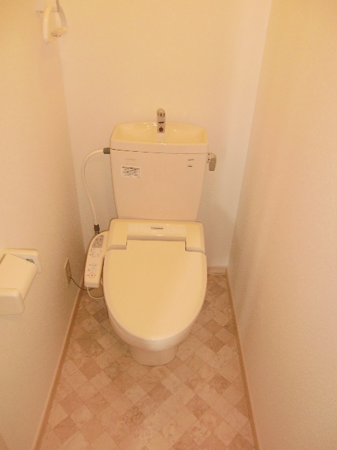 Toilet. It is with a bidet