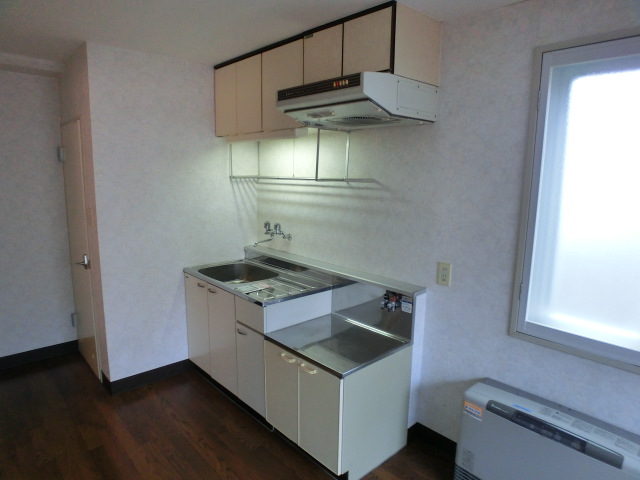 Kitchen. Image is a thing of the other in Room for free plan. 