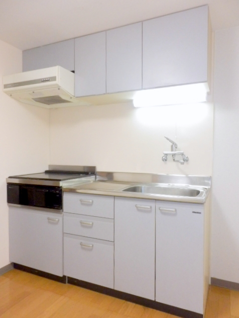 Kitchen. It is a popular independent kitchen. (With IH cooking heater)