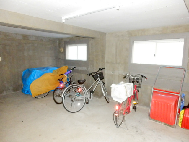 Other common areas. It is with indoor bicycle parking