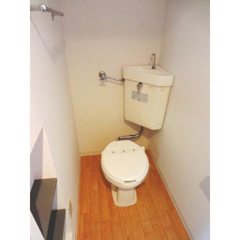 Toilet