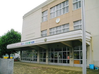 Primary school. 500m to Sapporo Tatefuda seedlings elementary school (elementary school)