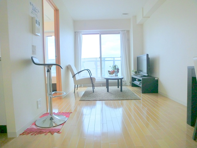 Living and room