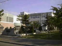 Primary school. 700m to Sapporo Tatefuda Naemidori elementary school (elementary school)