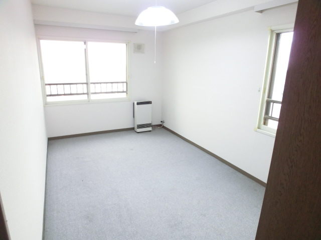 Other room space