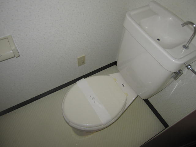 Toilet.  ☆ Also with bidet yourself from tenants ☆ 