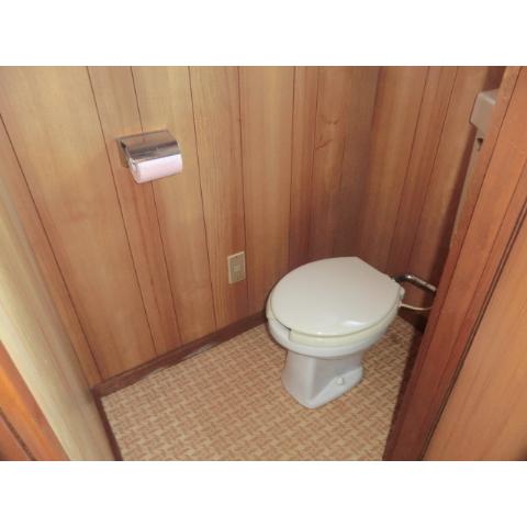 Toilet