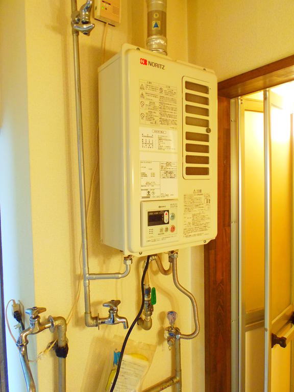 Other Equipment. Pat hot water by gas water heater equipped