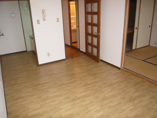 Living and room