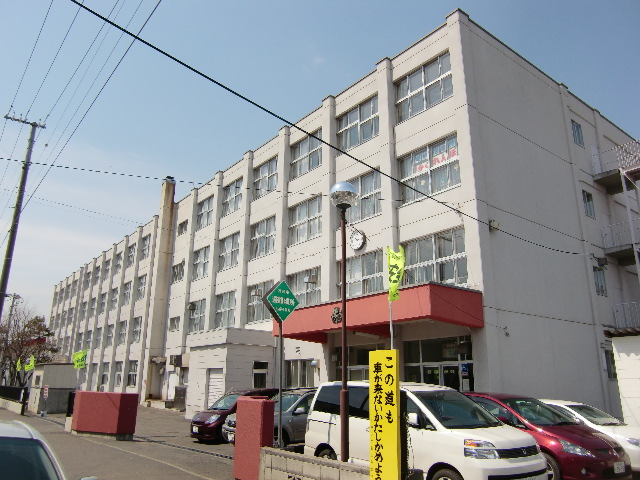 Primary school. 478m to Sapporo Tatsukita elementary school (elementary school)