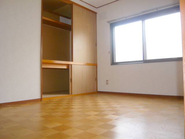 Other room space