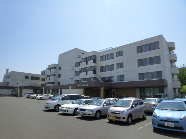 Hospital. 60m to medical corporation Association Caress Sapporo Hokko Memorial Hospital (Hospital)