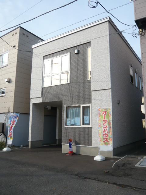 Local appearance photo. appearance