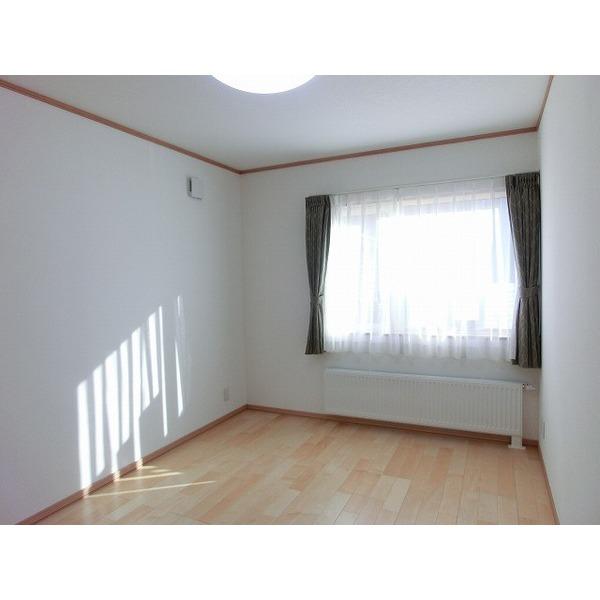 Non-living room. 1 Kaiyoshitsu 6 Pledge