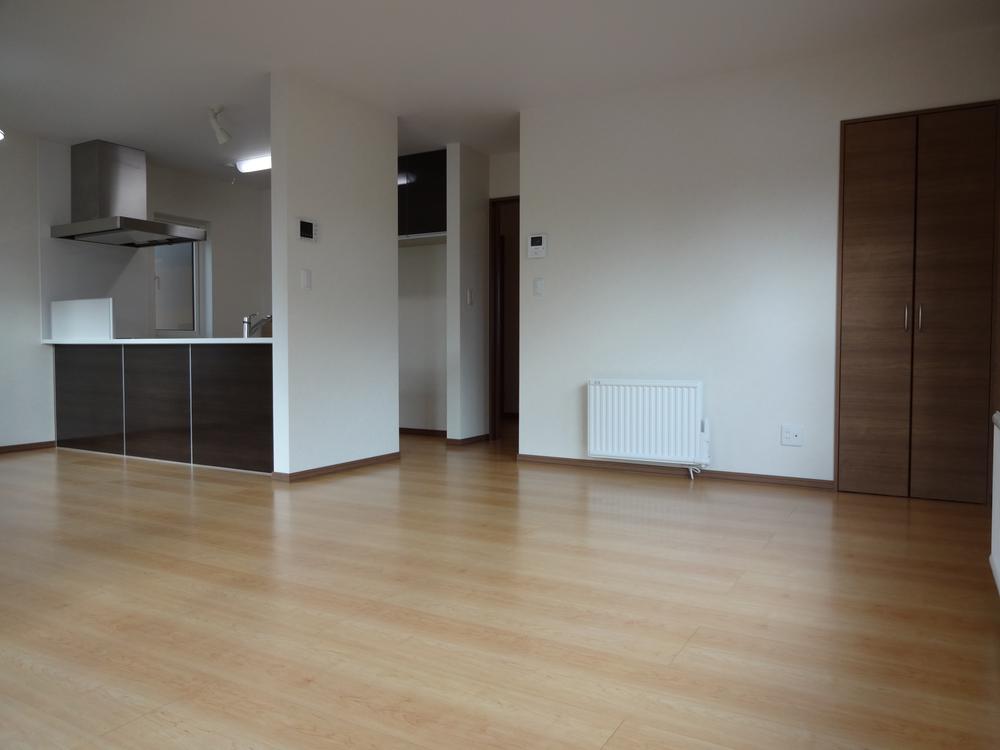 Living. Indoor (10 May 2013) Shooting