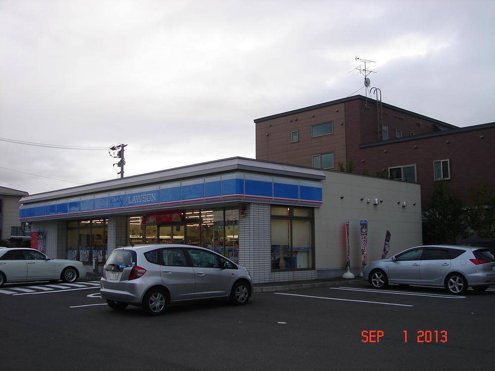 Convenience store. 678m until Lawson Sapporo Pacific Article 6 shop
