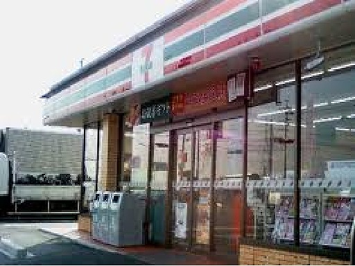 Convenience store. Seven-Eleven Sapporo Kita Article 17 store up to (convenience store) 191m