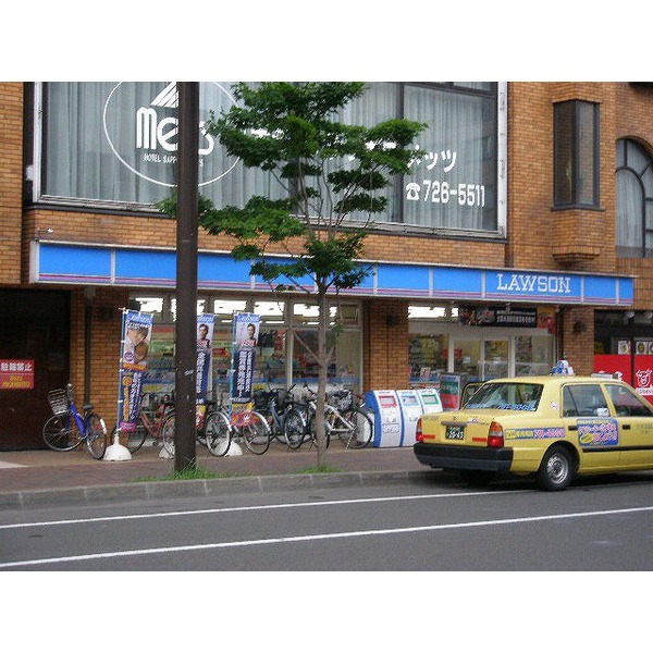 Convenience store. Seven-Eleven Sapporo Kita Article 17 store up to (convenience store) 191m
