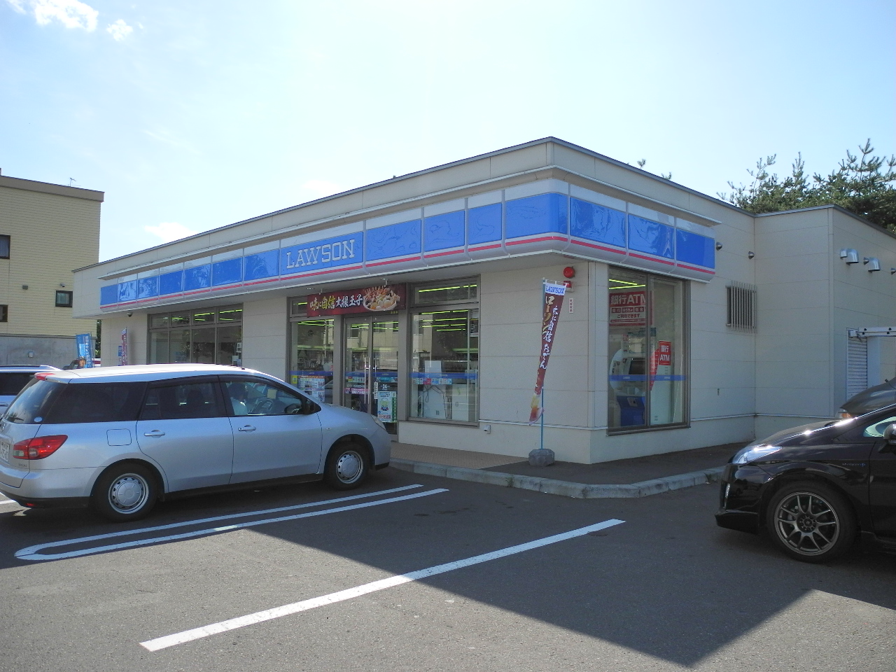 Convenience store. Lawson Sapporo colonization Article 4 store up to (convenience store) 371m