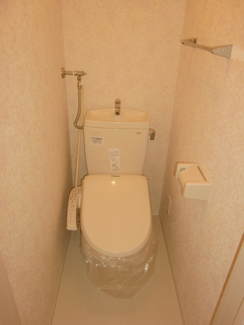 Toilet. With Washlet ☆ 