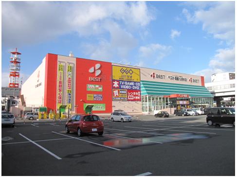 Home center. Best Denki Sapporo head office (home improvement) to 200m