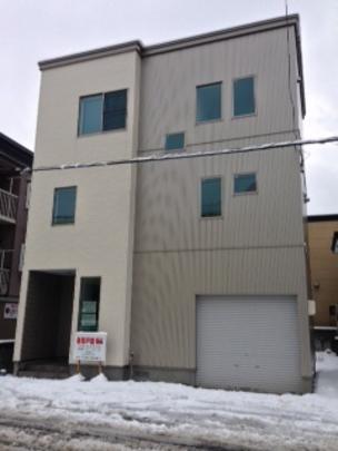 Local appearance photo. Appearance 1