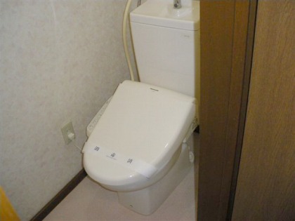 Toilet. Clean toilet Washlet equipped! ! 