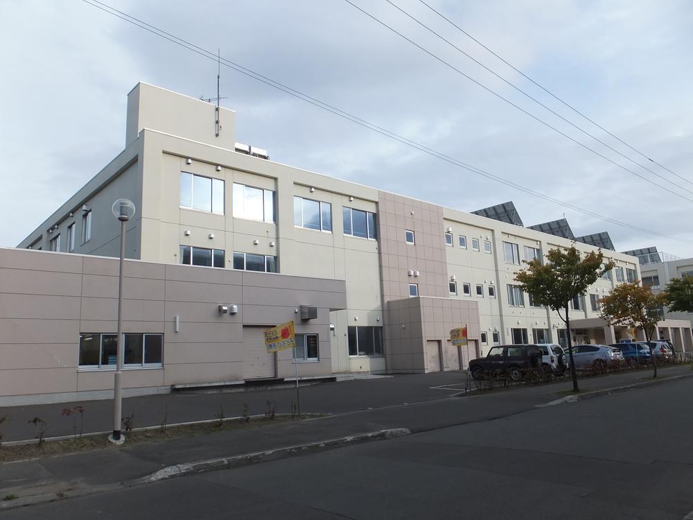 Primary school. 704m to Sapporo Municipal colonization North Elementary School