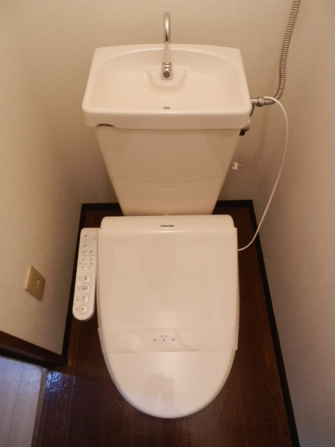 Toilet