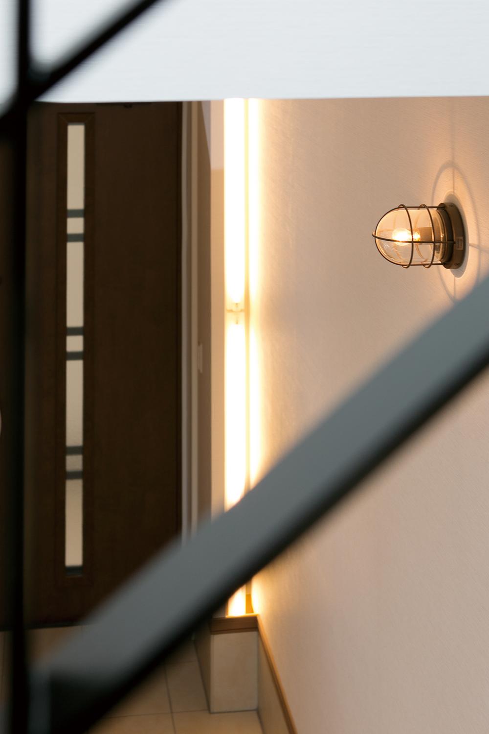 Other introspection. Lighting of antique image