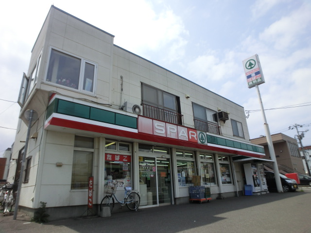 Convenience store. 30m to spar north Article 34 store (convenience store)