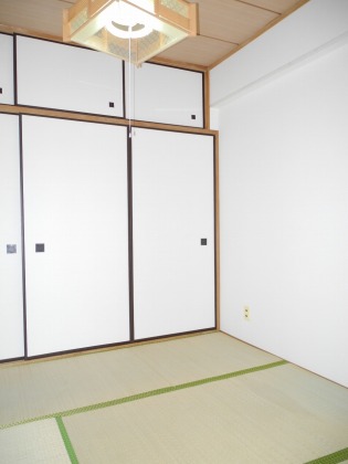 Other room space. Tatami is also a beautiful Japanese-style room ☆ 