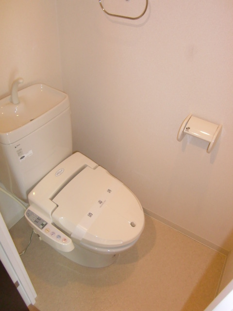 Toilet. Washlet it is conditioning! 